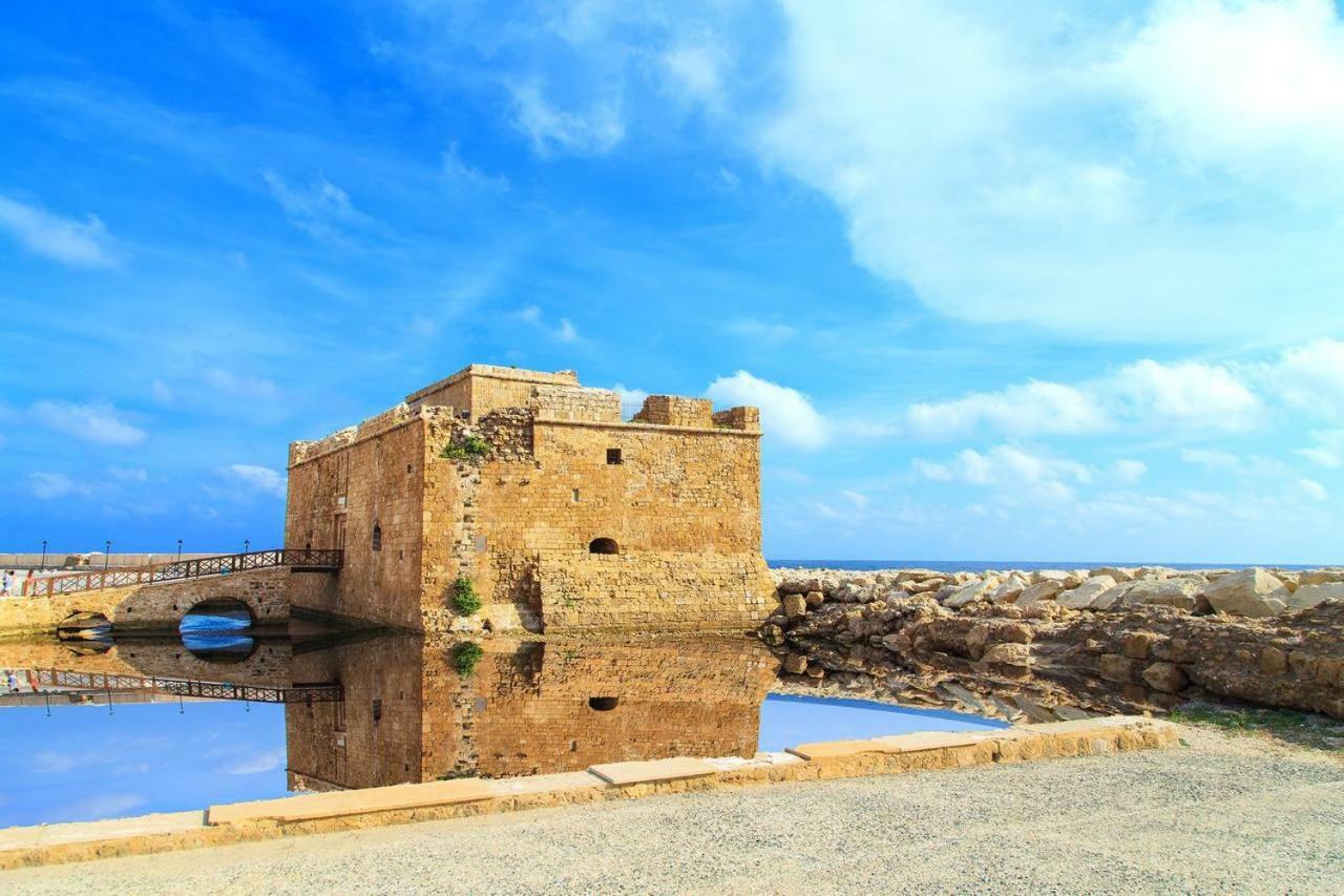 Chriselina Gottage Apartment Paphos Luaran gambar