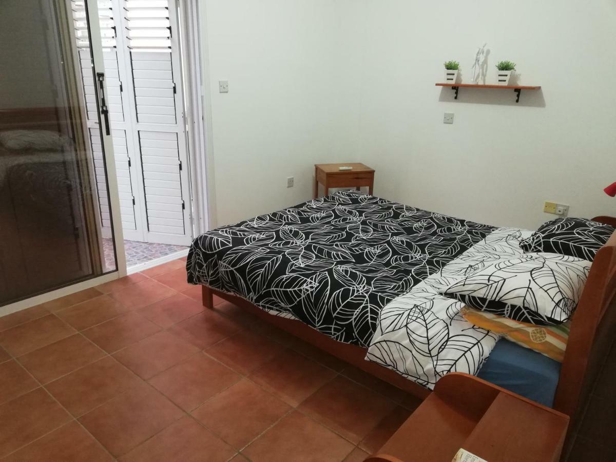 Chriselina Gottage Apartment Paphos Luaran gambar